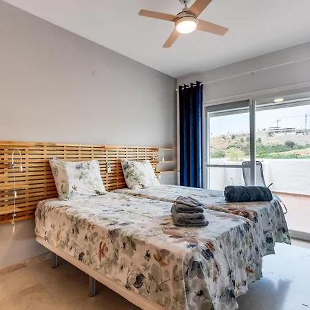 Spacious With Large Terraces Lunymar Golf, Lejlighed