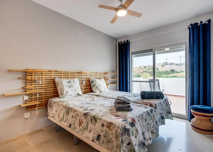 Spacious With Large Terraces Lunymar Golf, Apartamento