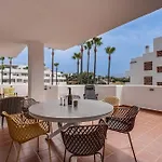 شقة Spacious With Large Terraces Lunymar Golf, إِستيبونا
