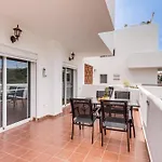 شقة Spacious With Large Terraces Lunymar Golf, إِستيبونا