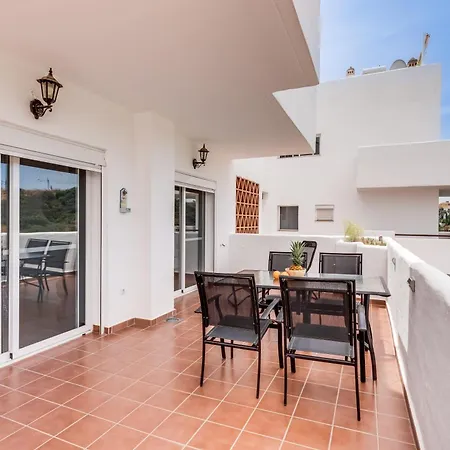 דירה Spacious With Large Terraces Lunymar Golf, אסטפונה