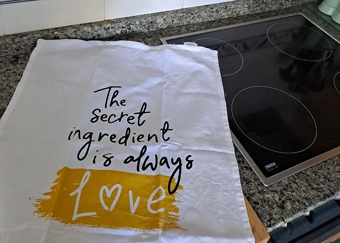 Spacious With Large Terraces Lunymar Golf, Daire Estepona